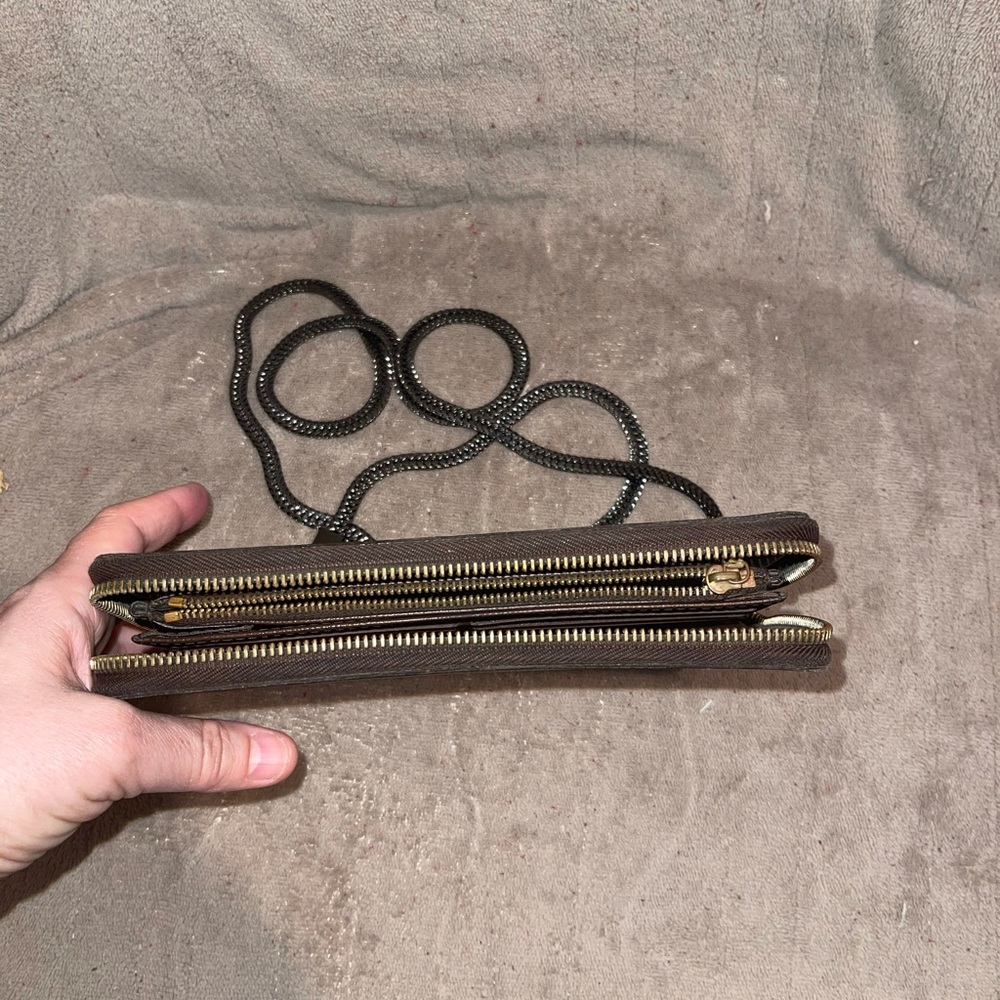 Sold! Authenticated Louis Vuitton Damier wallet - Picture 6 of 10